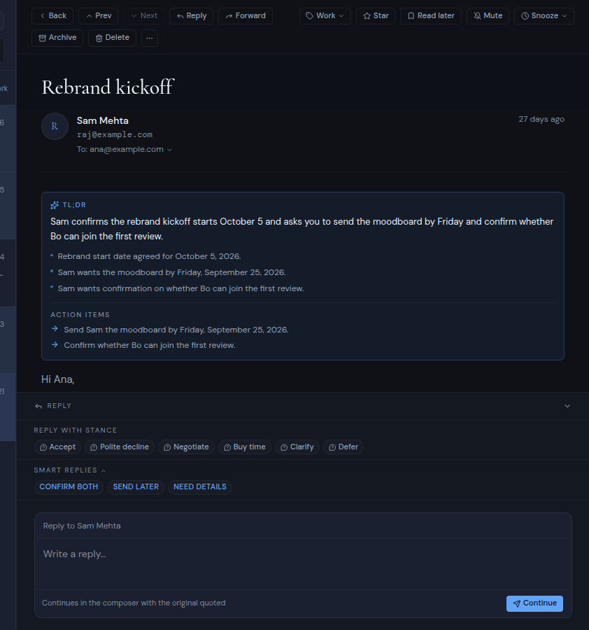 The reply bar open under a message, with smart replies and the quick reply box